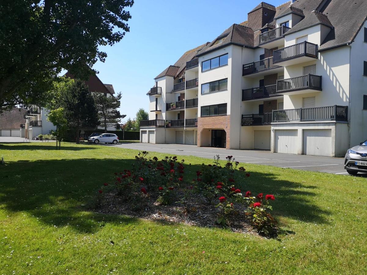 Cabourg Plage A 200M Plage Eksteriør billede